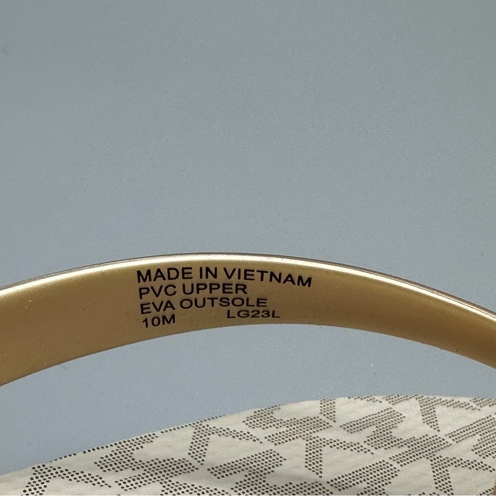 Michael Kors Logo Flip Flops Summer Flats Women’s Size 10M - Picture 9 of 9